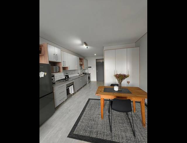 2 BEDROOM PROPERTY TO RENT IN MENLO PARK